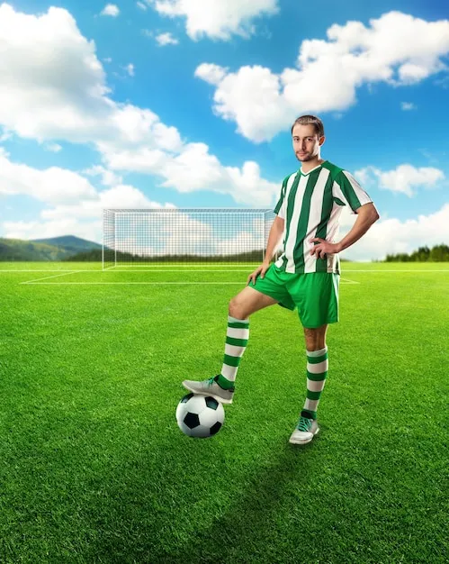 球迷在西甲联赛体育平台用手机观看NBA直播